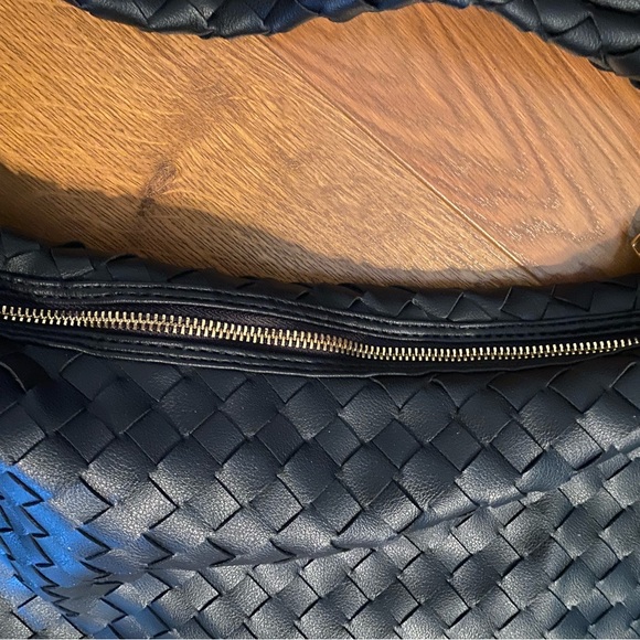 Black Woven “Vanessa” Hobo by Urban Expressions - Picture 8 of 10